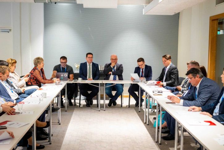 Magyar ügyek a FUEN helsinki kongresszusán